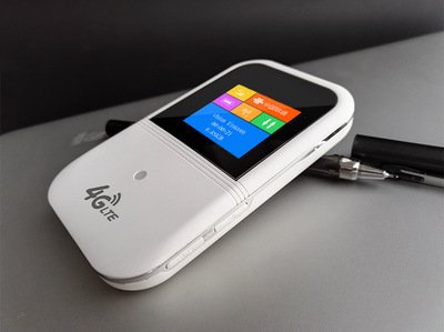 Portable 4G LTE WiFi Hotspot Router Device