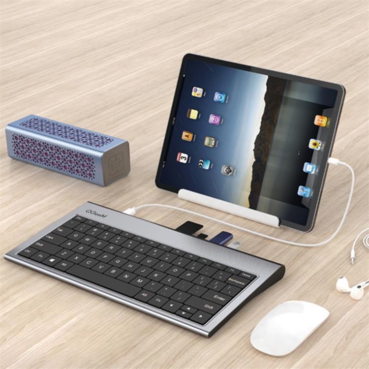 All in One Keyboard and Docking Station - Image 2