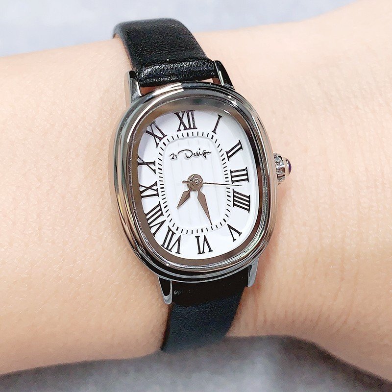 Women's Retro Roman Leather Band Lux Watch