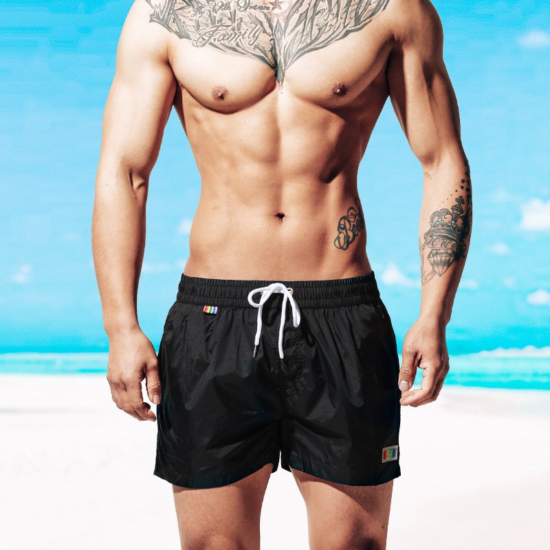 Beach Sports Loose Seaside Swimming Shorts - Image 2