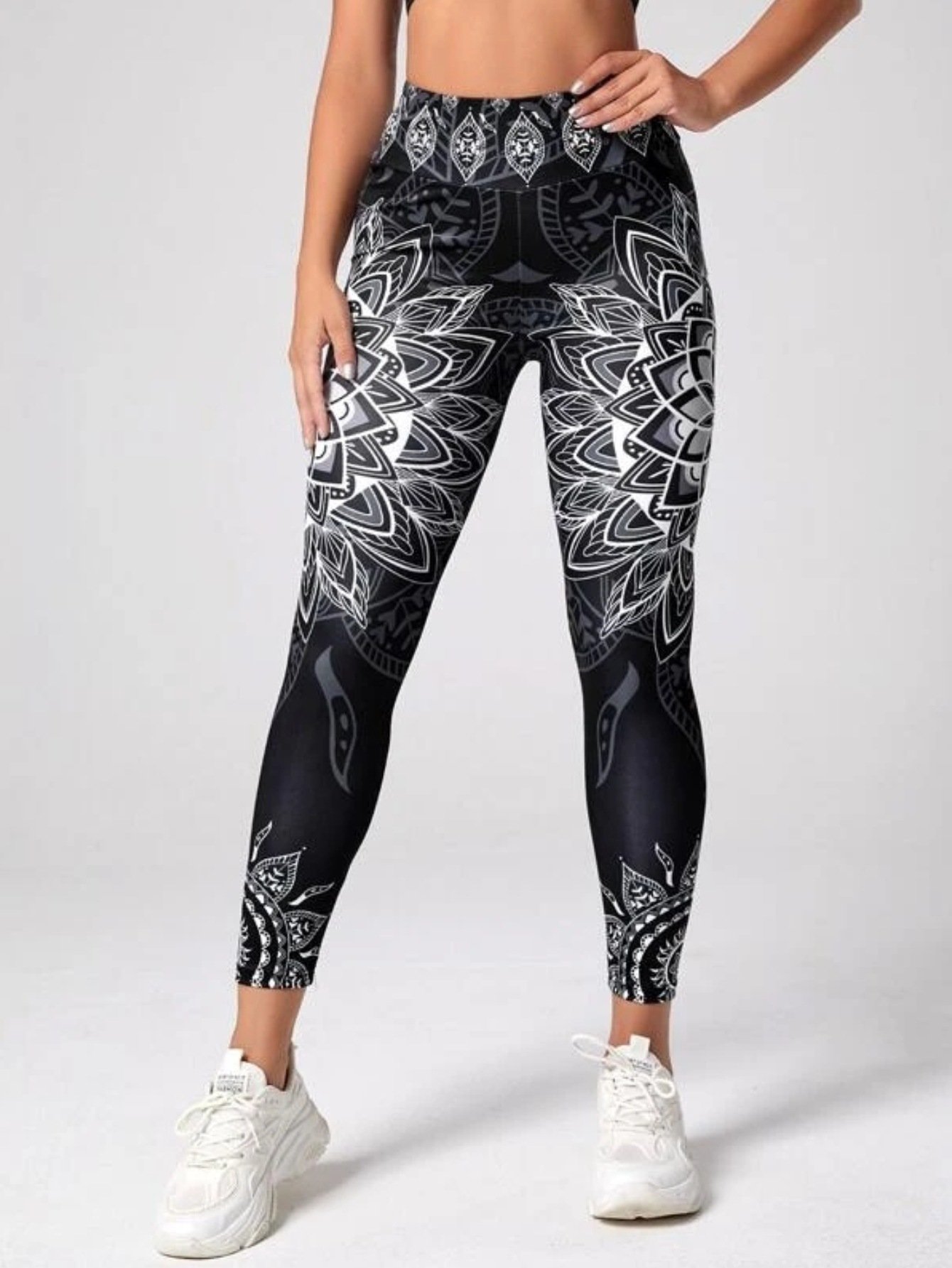 Cool Pattern Slim Yoga Leggings for Women - Image 9