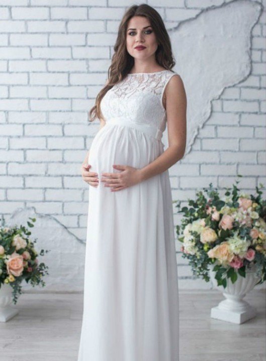 Comfortable & Elegant Lace Maternity Dress - Image 2