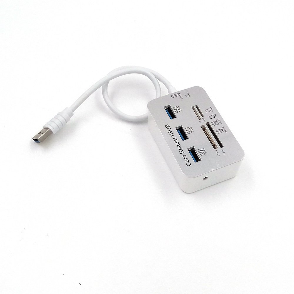 Multi-Function USB 3.0 Hub and Card Reader - Image 3