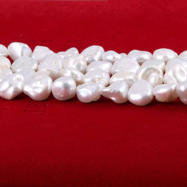 Natural Freshwater Pearls With Multiple Specifications - Image 3